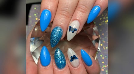 Spoilt Rotten Beauty image 3