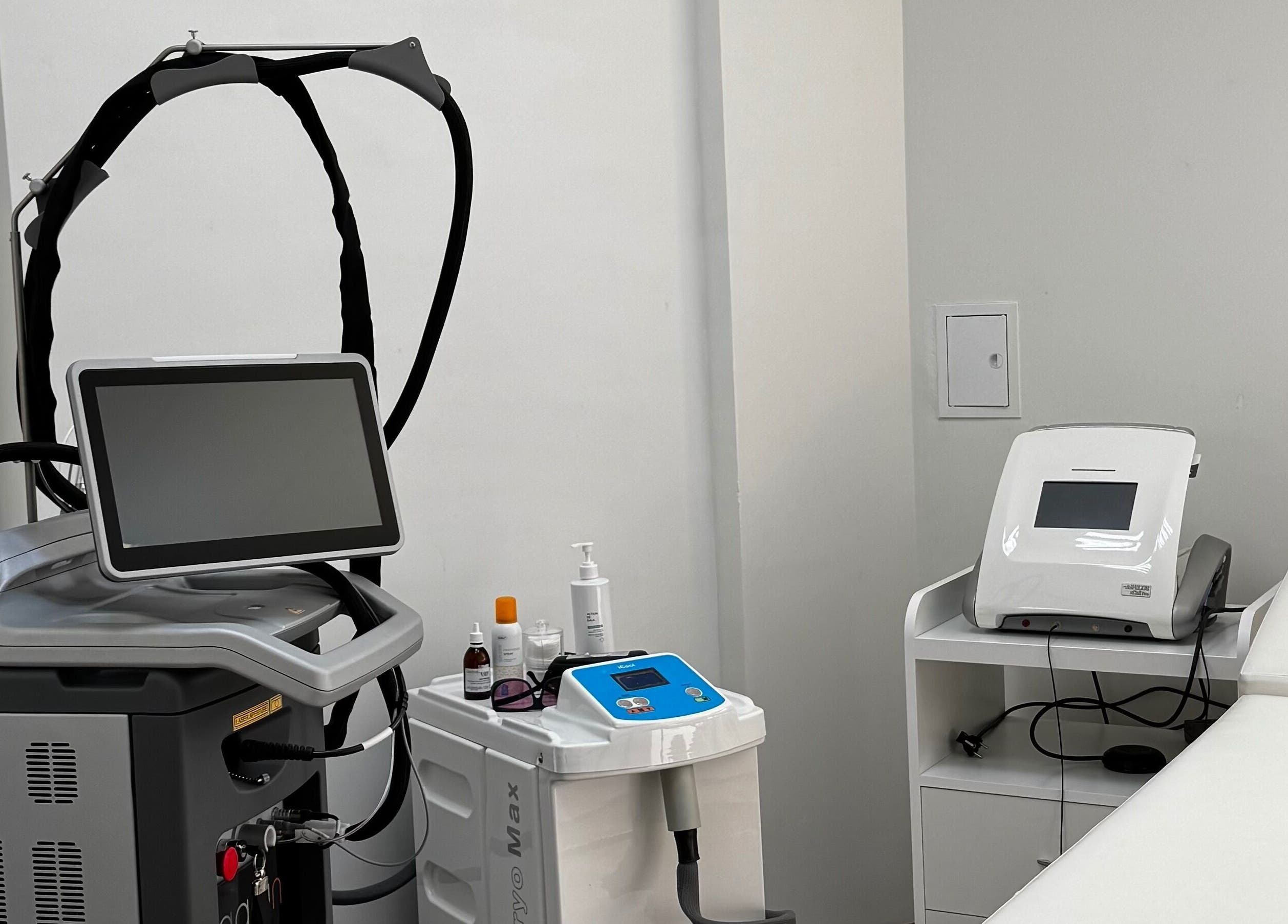 Aparatură avansată la Perfect Skin, Chișinău, Chișinău, MD pentru tratamente estetice.