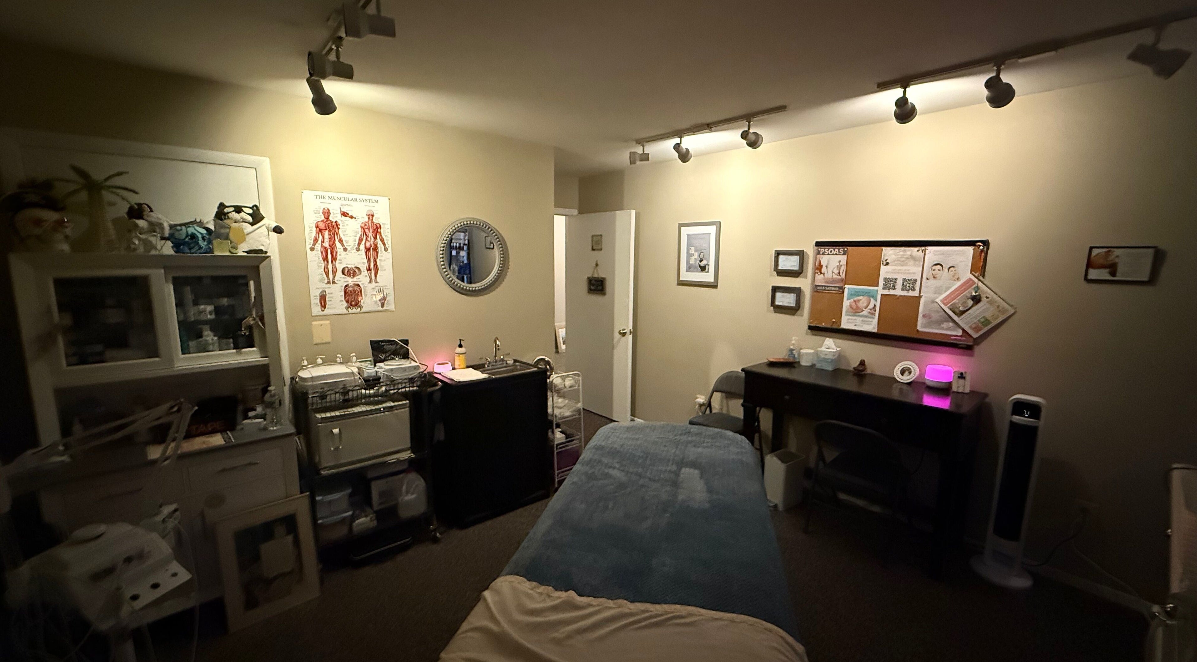 Cozy treatment room at Earth Beauty Essentials, LLC, Flemington, New Jersey, US, perfect for relaxation.