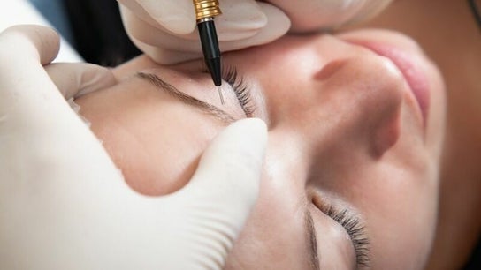 Eyebrows With Debbie Jean: Powder, Ombre or hair stroke brows - Cosmetic tattoo