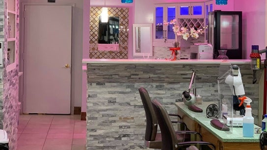 Diamond Nail Palace