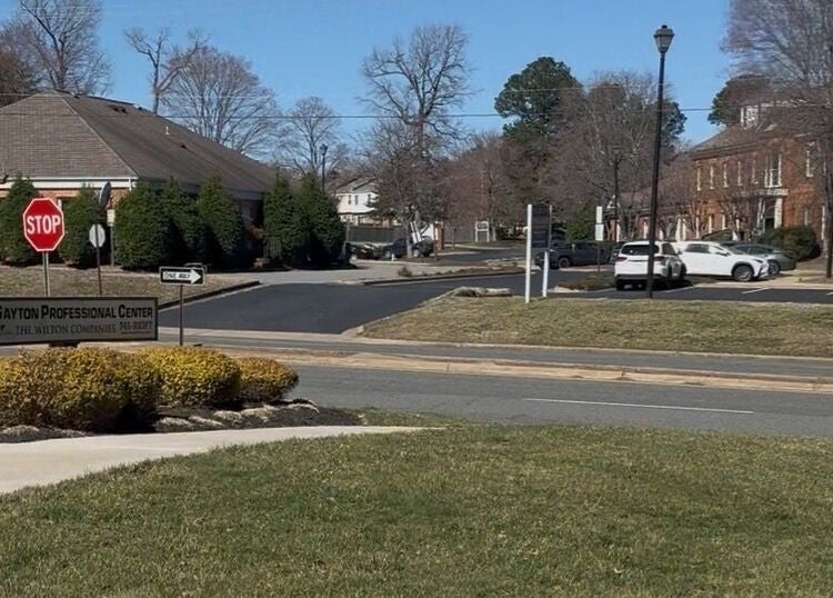 Entrance view of ANATURALE HOLISTIC SKINCARE STUDIO in Gayton Professional Center, Henrico, Virginia, US.