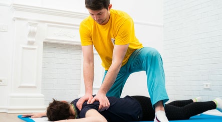 Alexandru Stefan Therapist imagine 2