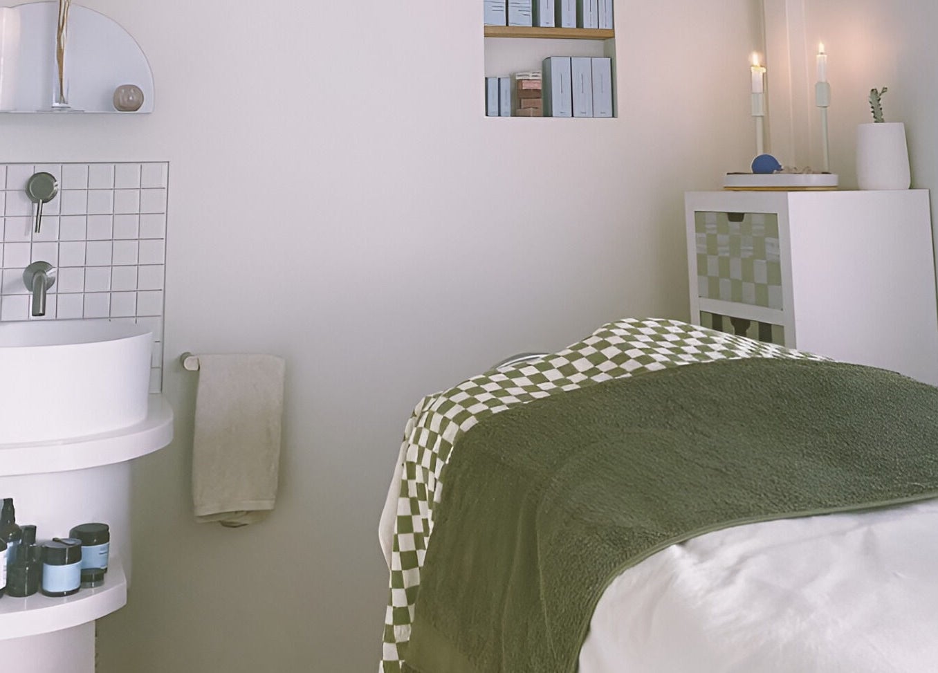 Peaceful treatment room at Innerbloom Holistic Skin Studio, Auckland, Auckland, NZ featuring a cozy bed.