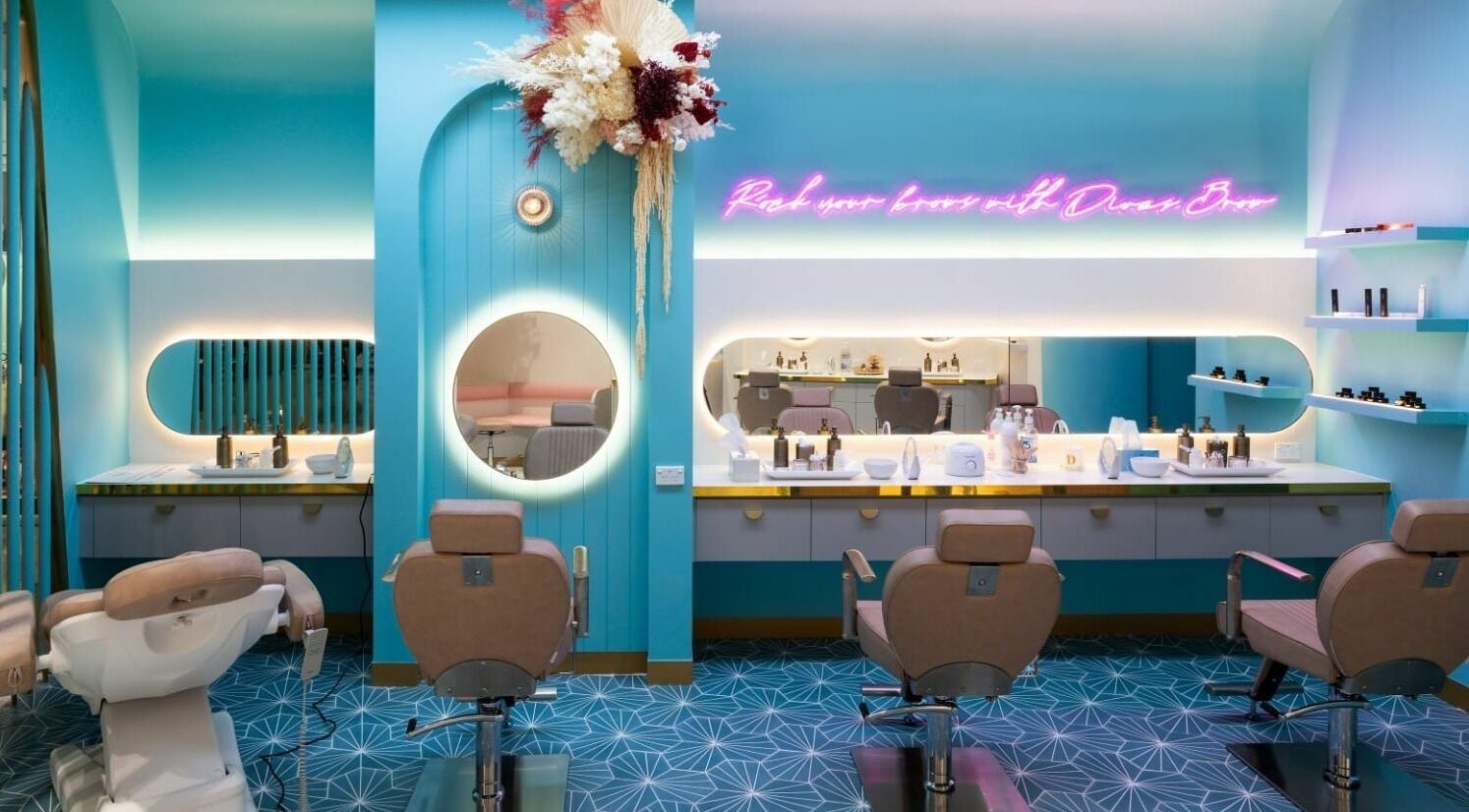 Stylish interior of Divas Brow Eastgardens in Eastgardens, New South Wales, AU, featuring modern salon chairs and decor.