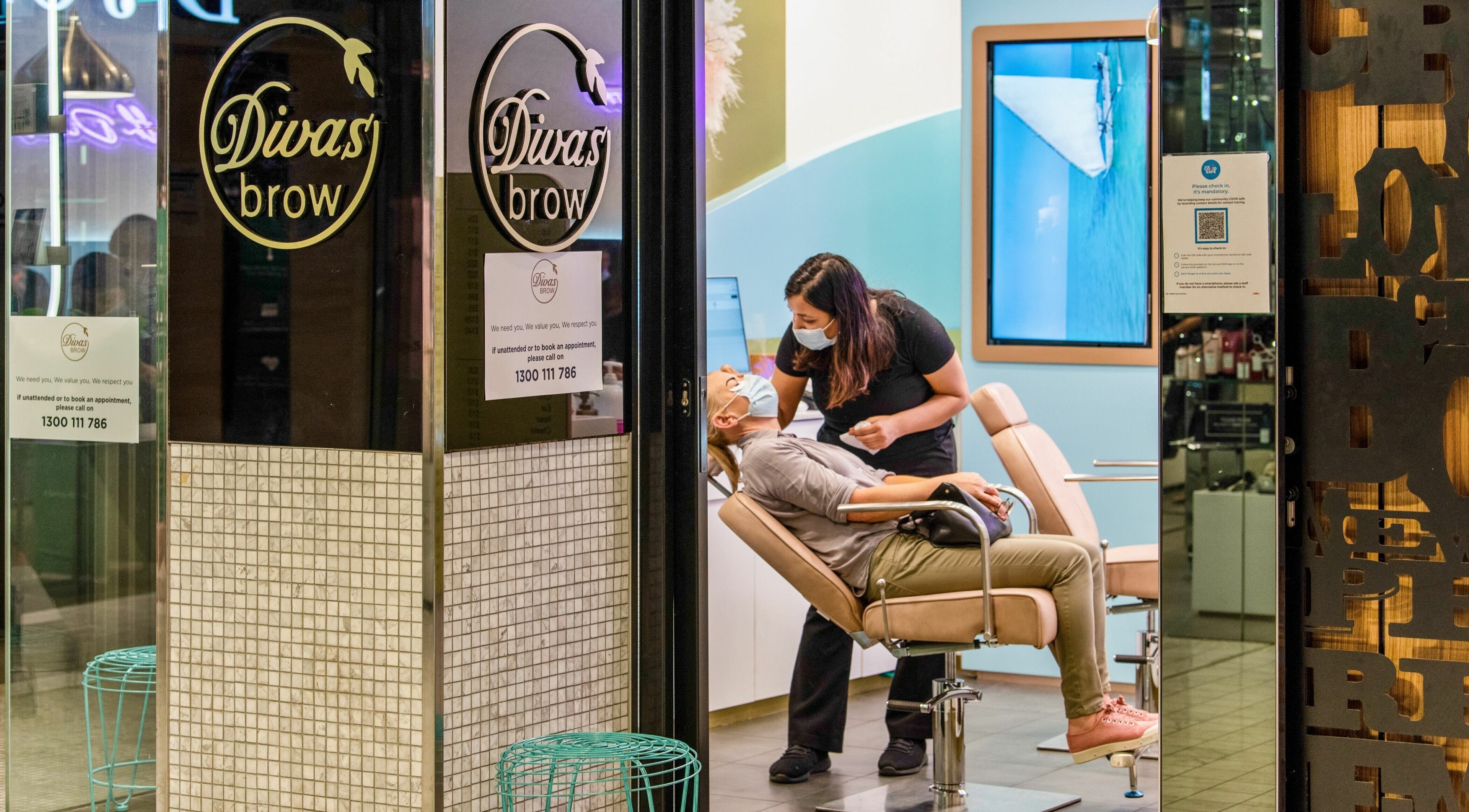 Professional brow service at Divas Brow Sydney CBD, located in Sydney, New South Wales, AU.