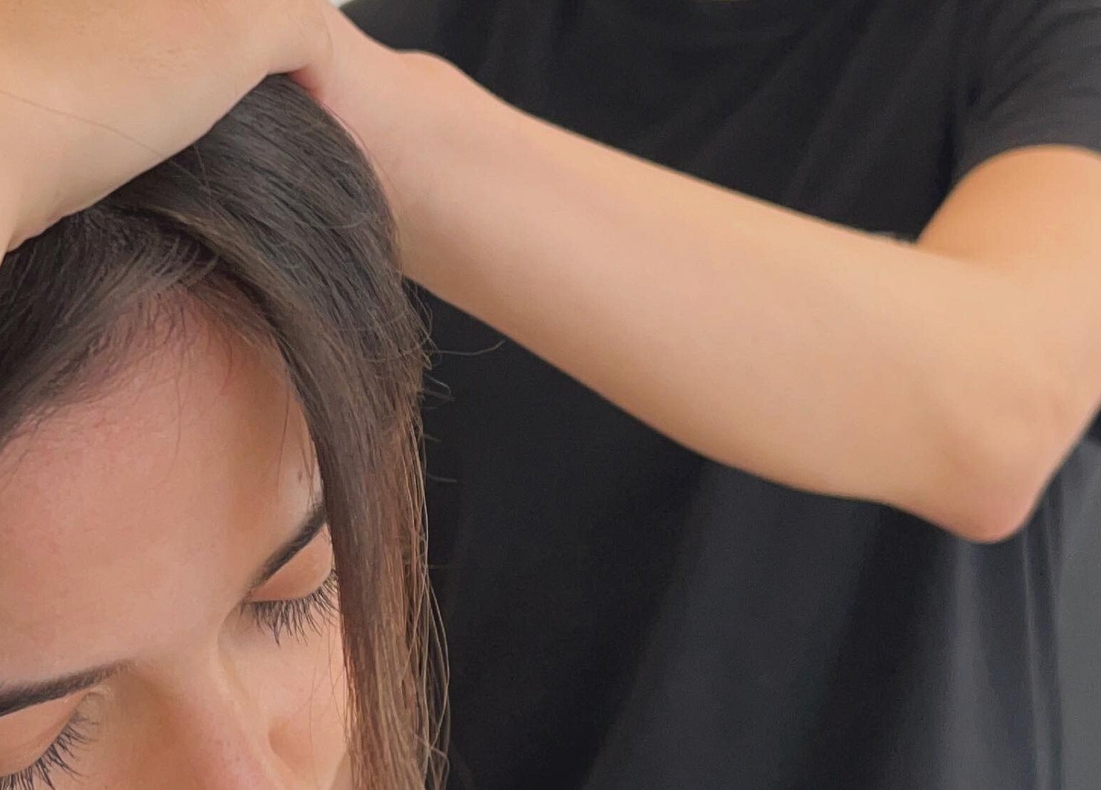 Relaxing head massage at Vesento Physiotherapy Limassol Gesy, Mesa Geitonia, Limassol, CY.