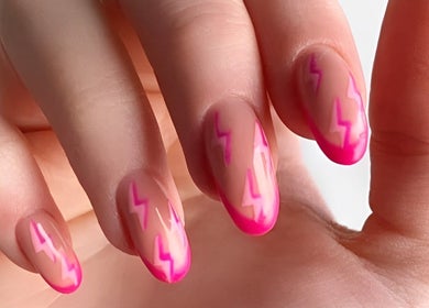 Vibrant pink lightning nail art at Wondernails by Jojo, Glasgow, Scotland, GB.