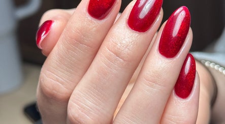 Lauren Danielle Nail Artist image 3