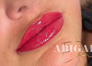 Vibrant lip gloss treatment at AE Clinics - Abigael Eva (Sudbury), Sudbury, England, GB.