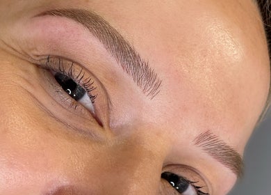 Beautifully shaped eyebrows at AE Clinics - Abigael Eva (Bury St Edmunds), Bury St Edmunds, England, GB.