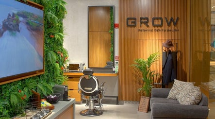Grow Organic Gents Salon