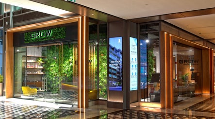 Grow Organic Gents Salon image 3
