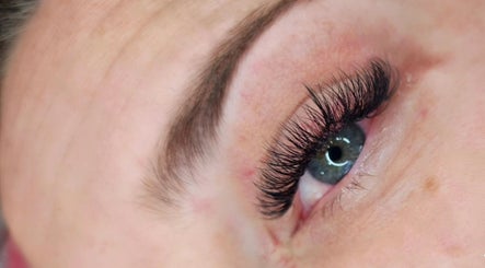 Close-up of lush eyelash extensions at Apple Blossom in Cape Town, Western Cape, ZA.