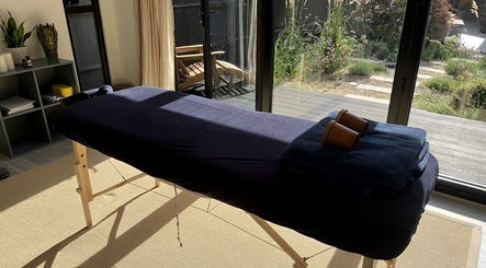 Alpha Massage - Chobham Clinic