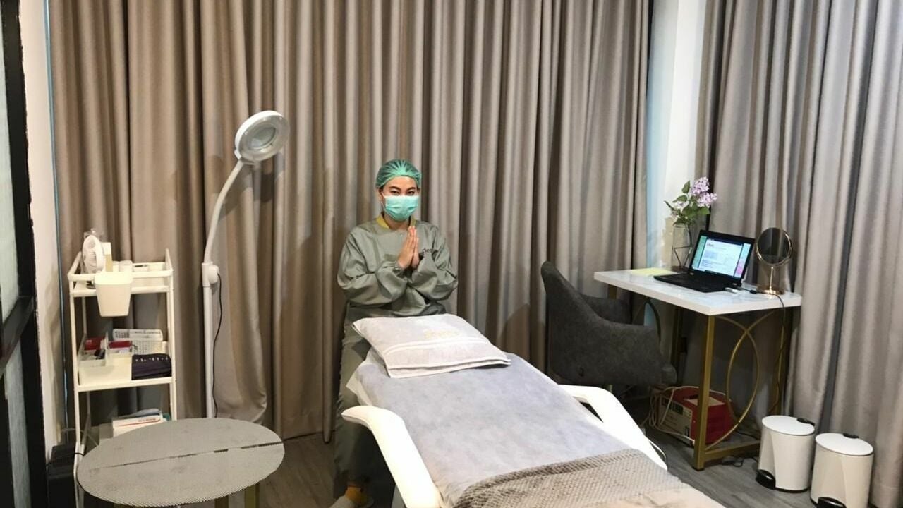 DERMIS SKIN & SLIMMING CENTRE - Jalan Kemang Raya 36 - Daerah Khusus