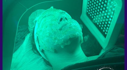 Luminous HQ facial treatment with LED therapy at Enfield, England, GB.