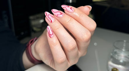 Immagine 3, Emily-Robyn Nail Artist at You Mcr