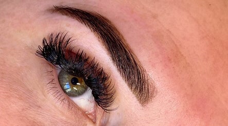 Brows by Kay afbeelding 2