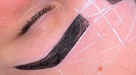 Brows by Kay image 3