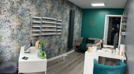 CNG Beauty Bar