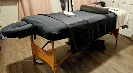 Table de massage chez Éclat-D-Art Esthétique à Sherbrooke, Québec, CA.