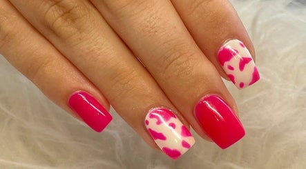 Nails at No 67