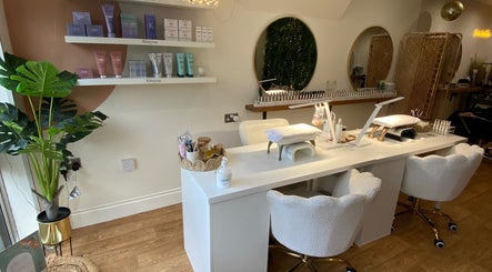Millie Manicurist