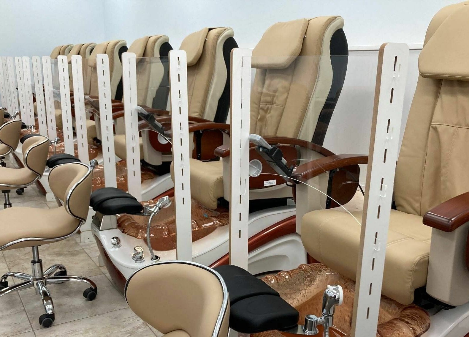Pedicure chairs at LT Spa & Nails in Wilmington, Massachusetts, US, offering a relaxing and luxurious experience.