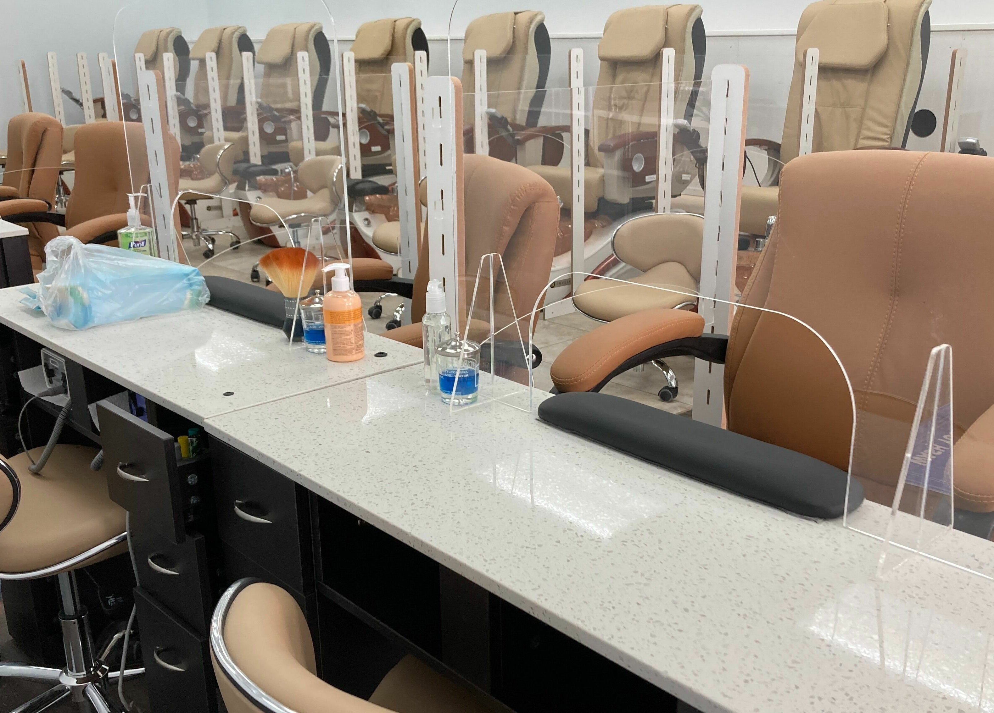 LT Spa & Nails manicure stations in Wilmington, Massachusetts, US, offer a serene and clean environment.