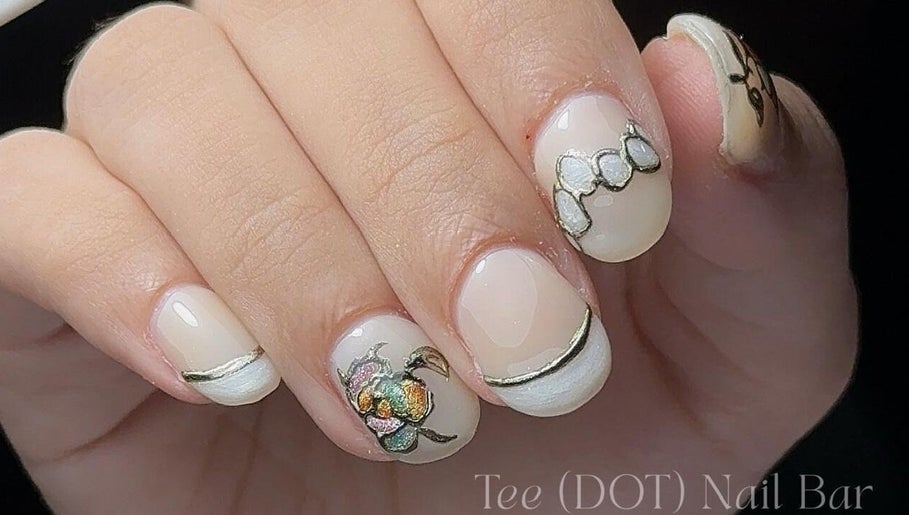 Tee (DOT) Nail Bar, bilde 1