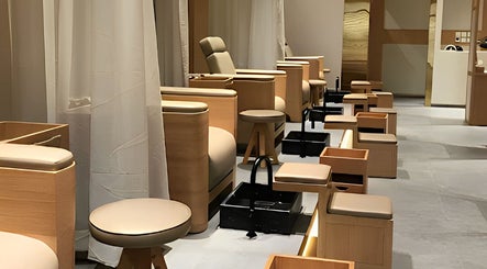 Elegant pedicure stations at Vernis Nail Spa - Al Nakheel Branch, Riyadh, Riyadh, SA offering a relaxing ambiance.