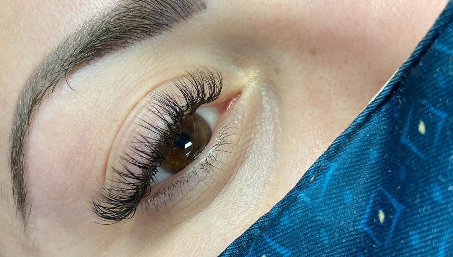 Lashes by Hannah image 1