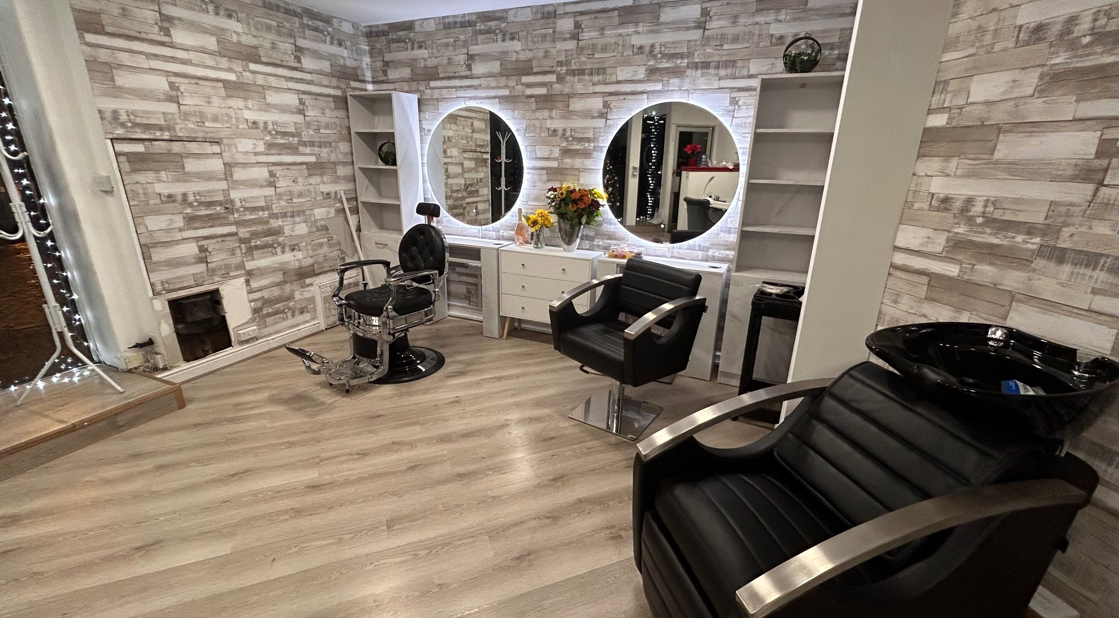Elegant styling area with mirrors at Daniela Beauty Salon, Wolverhampton, England, GB.