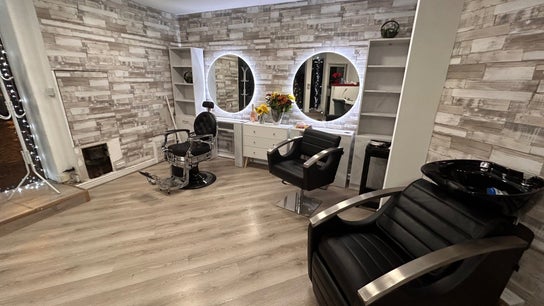 Daniela Beauty Salon
