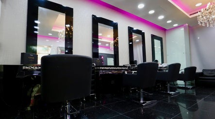 The Beauty Bar