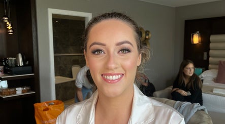 Bonnie Bell Makeup & Beauty image 3