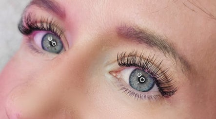 Lashes by Ash