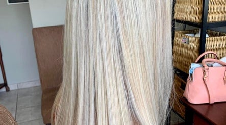 Immagine 2, Carmenn’s Hair Artistry