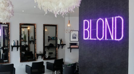 BLOND Salon