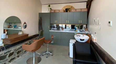 Bellwether Salon