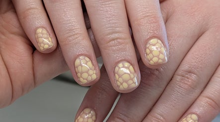 Kristy Does Nails (Formerly The Beauty Witch) image 3