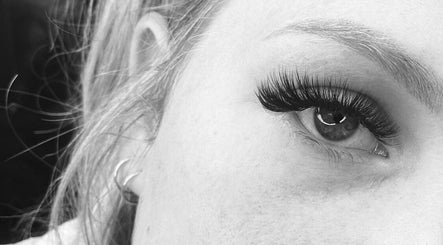 Close-up of eyelash extensions at Honey & Ginger Beauty, Te Aroha, Waikato, NZ.