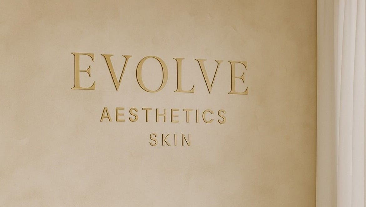 Evolve Aesthetics and Skin Marmion wall signage, showcasing elegance in Marmion, Western Australia, AU.
