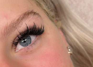 Close-up of a styled eyelash at LASHHOOD SOCIETY in Petrie, Queensland, AU showcasing detailed beauty work.