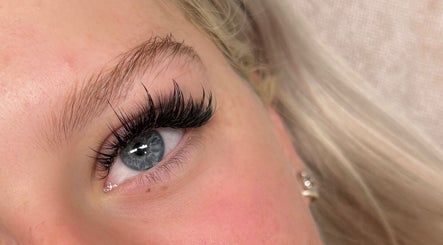 Close-up of a styled eyelash at LASHHOOD SOCIETY in Petrie, Queensland, AU showcasing detailed beauty work.