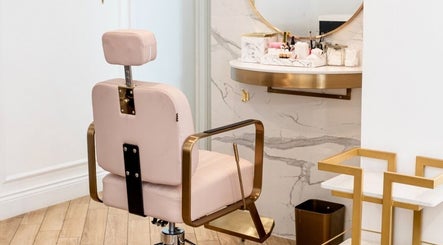 The Dolls London NW4 изображение 3