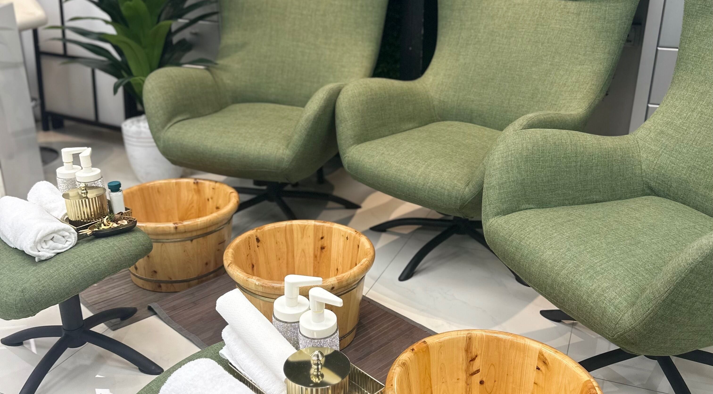 Luxurious spa chairs at Seleva Beauty Lounge/Salon JBR, Dubai, Dubai, AE offering a serene pampering experience.
