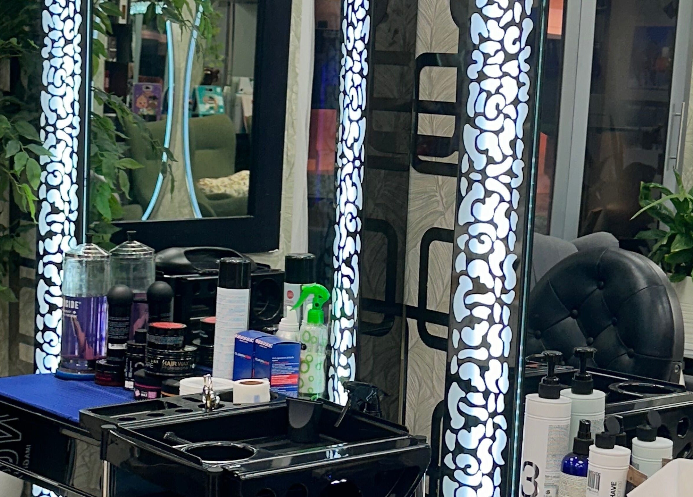 Sophisticated styling station at Seleva Beauty Lounge, JBR Dubai, Dubai, AE showcasing elegant décor.