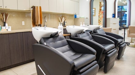 hình ảnh 2 của Omorfia Salon and Spa